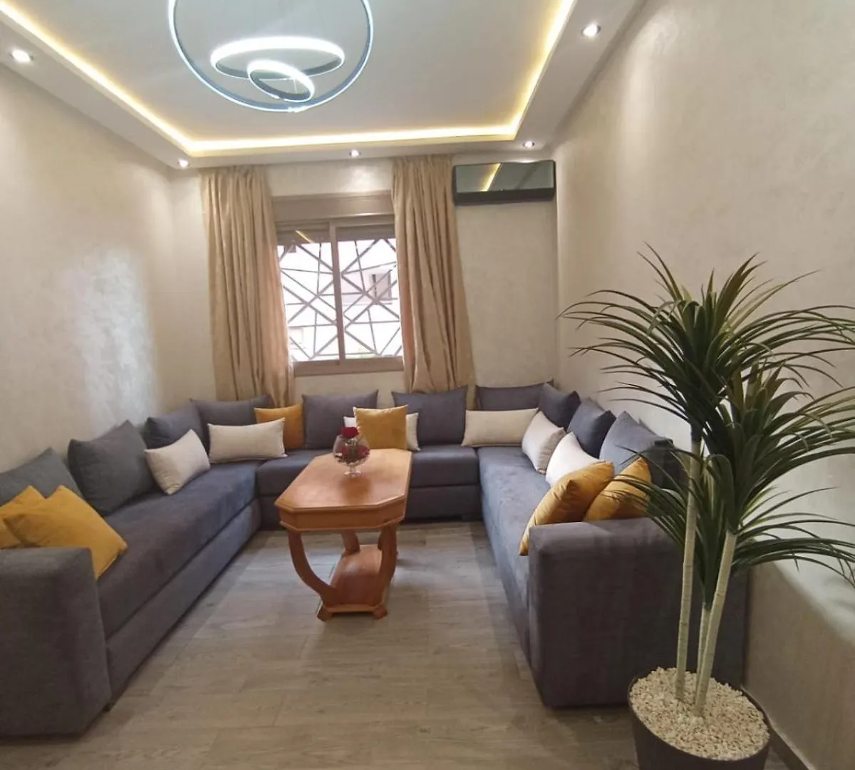 Appartement Mima Marrakech Proche Centre Ville, Cosy Et Spacieux location